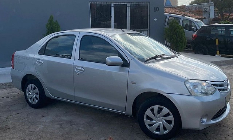  Etios Sedã Xs 1.5 M...