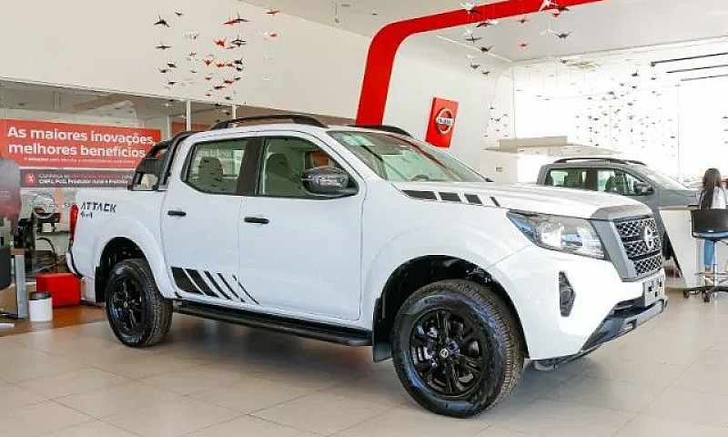 Nissan Frontier Atta...