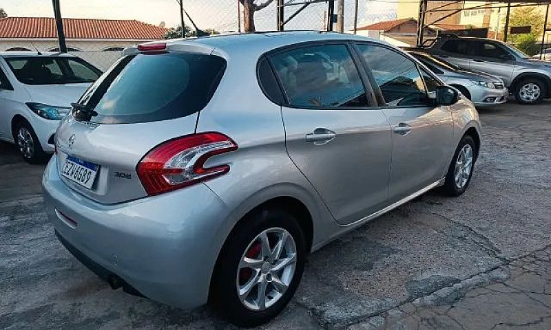 Peugeot 208 Allure 1...