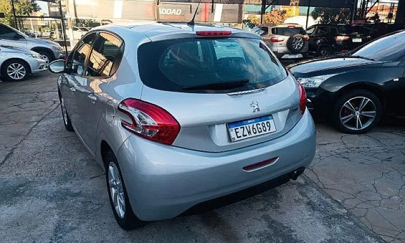 Peugeot 208 Allure 1...