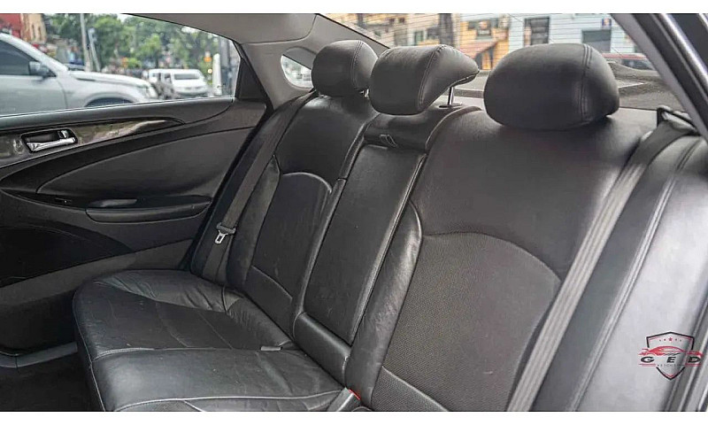 Hyundai Sonata 2.4 1...