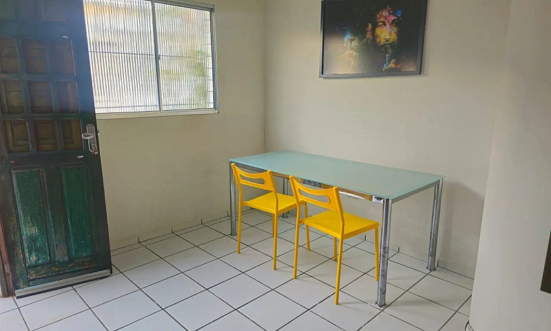 Alugo Casa 2 Quartos...