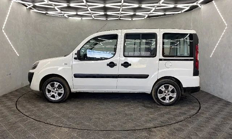 Fiat Doblo Essence 1...
