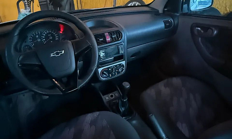 Chevrolet Corsa Seda...