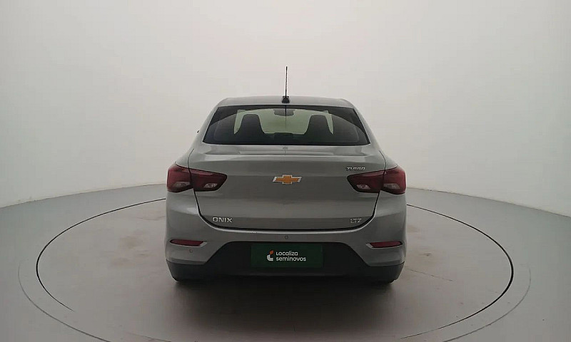 Chevrolet Onix Hatch...