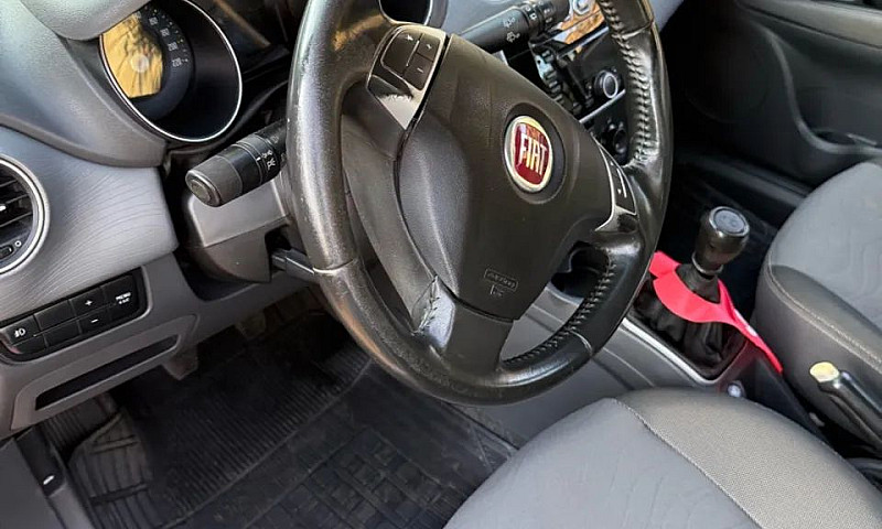 Fiat Punto Essence 1...