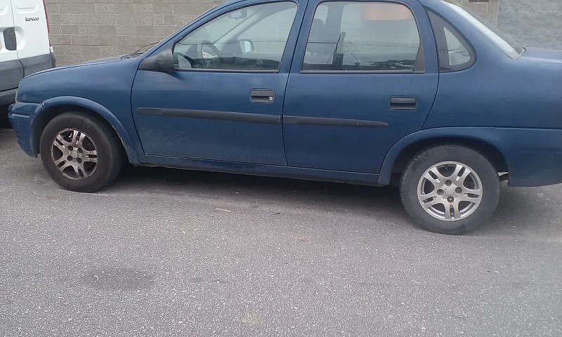 Chevrolet Corsa Supe...