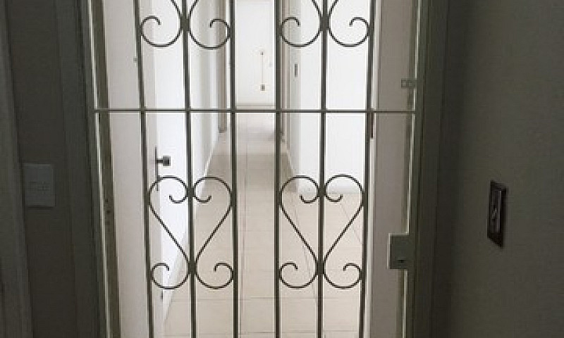 Apartamento Com Dois...