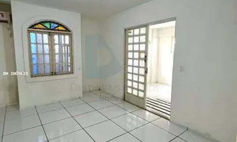 Casa Para Locação Em...