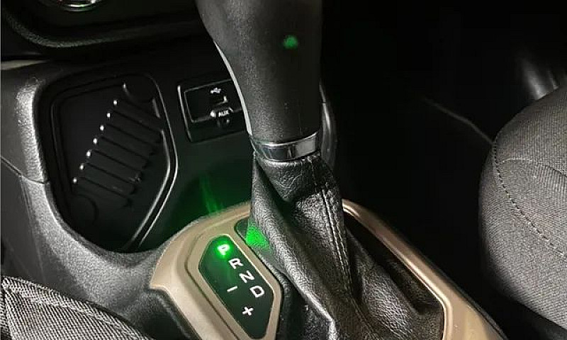 Jeep Renegade 2016 1...