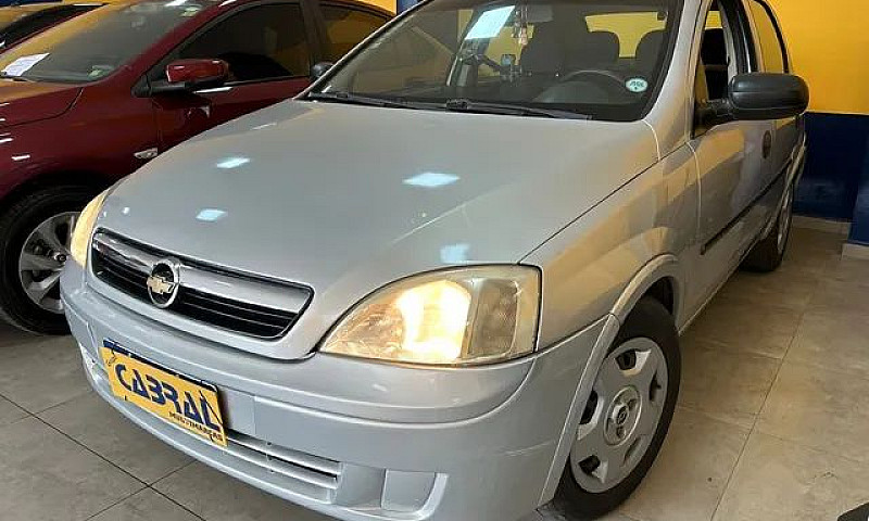 Chevrolet Corsa Seda...