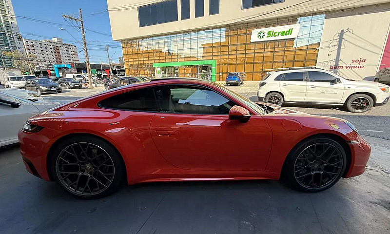 Porsche 911 Carrera ...