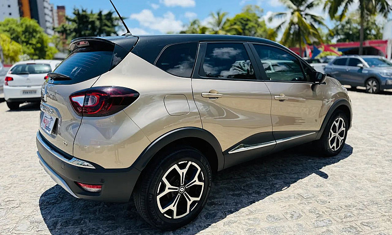Captur Iconic 2022  ...