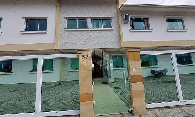 Apartamento De 2 Qua...