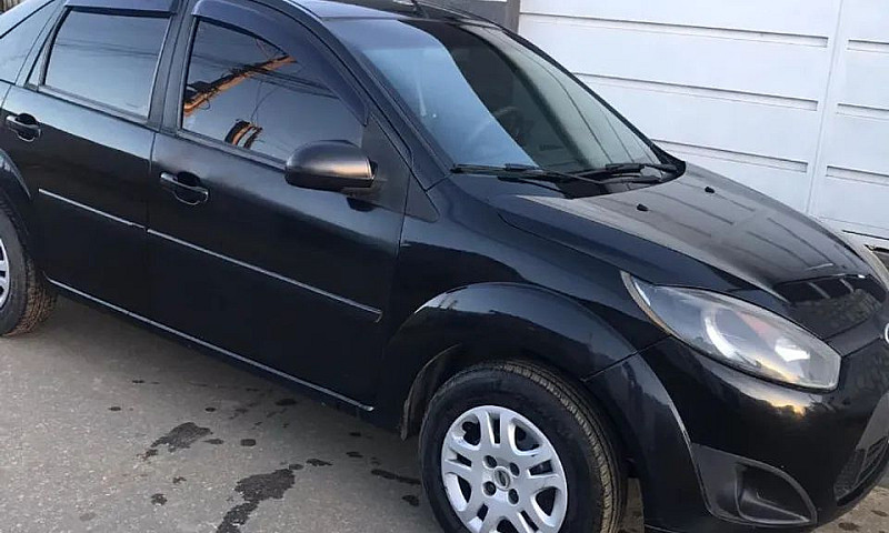 Ford Fiesta Sed. 1.6...