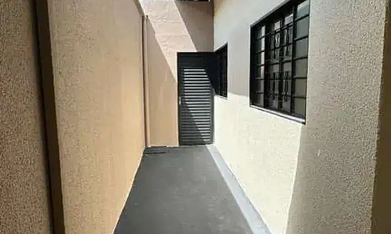 Casa À Venda No Bair...