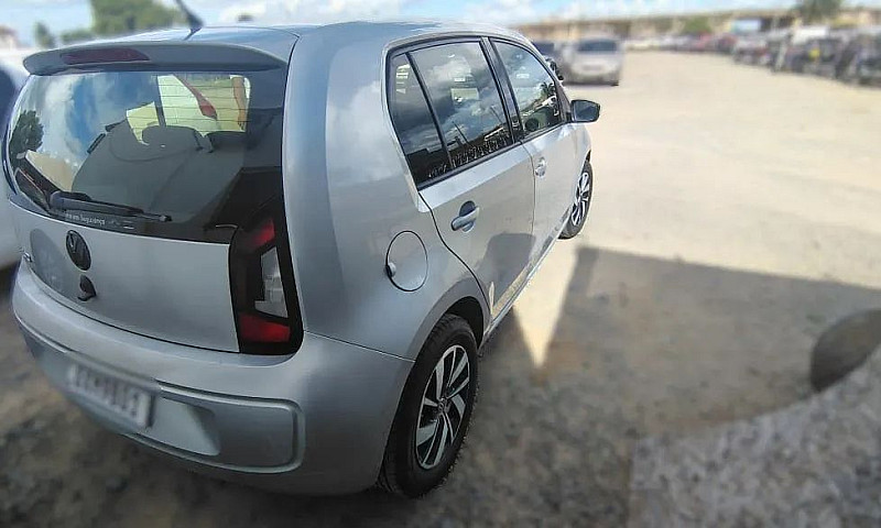Volkswagen Up! Move ...