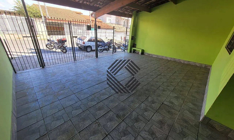 Casa Com 2 Dormitóri...