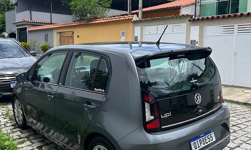 Volkswagen Up! High ...