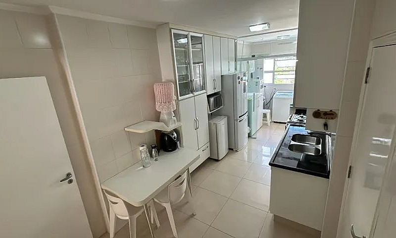 Apartamento 3 Suítes...