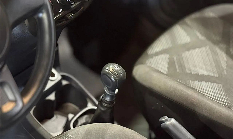 Fiat Mobi 2020...