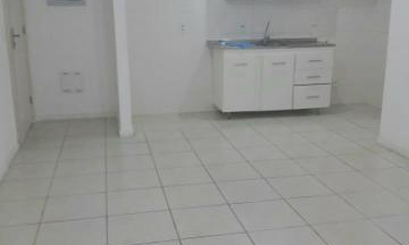 Alugo Apartamento 3/...