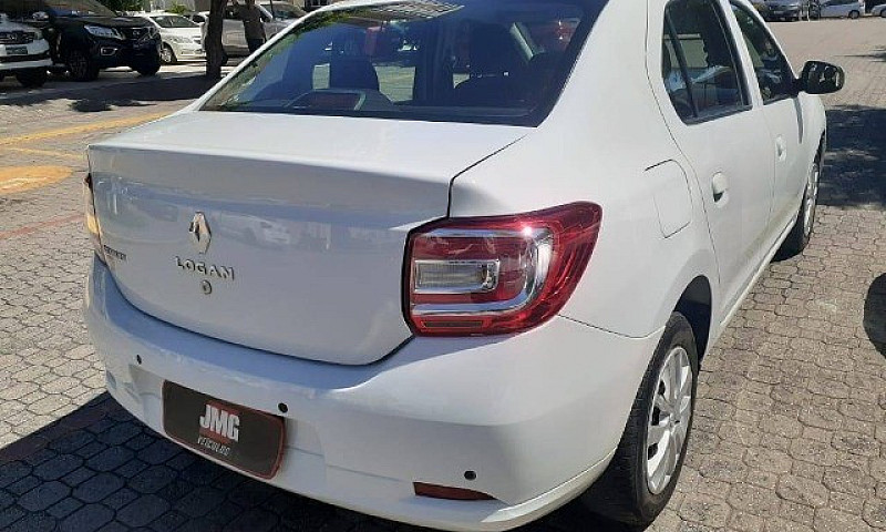 Renault Logan Expres...