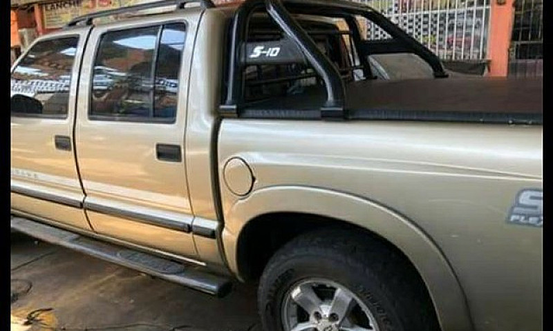 Vendo Uma S10 2007 R...