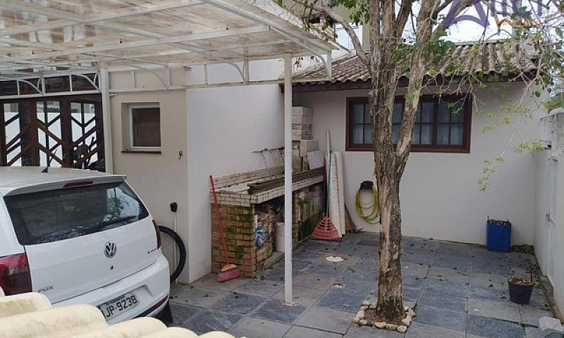 Casa 220M²  3 Quarto...