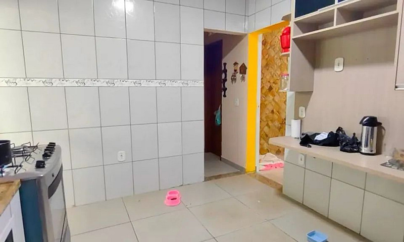 Alugo Linda Casa Com...