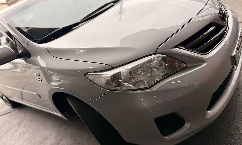 Toyota Corolla Gli 1...