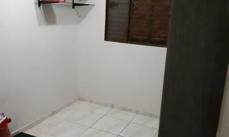 Aluga Se Apartamento...