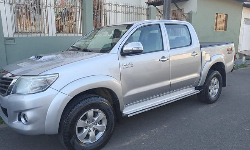 Hilux Srv 14/14 Auto...