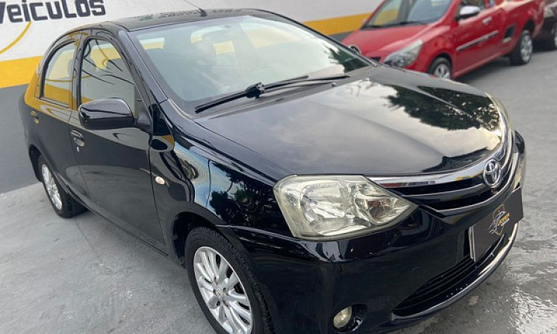 Etios 2013 Sedan 1.5...