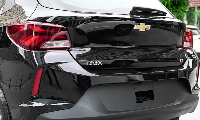 Chevrolet Onix Lt 1....