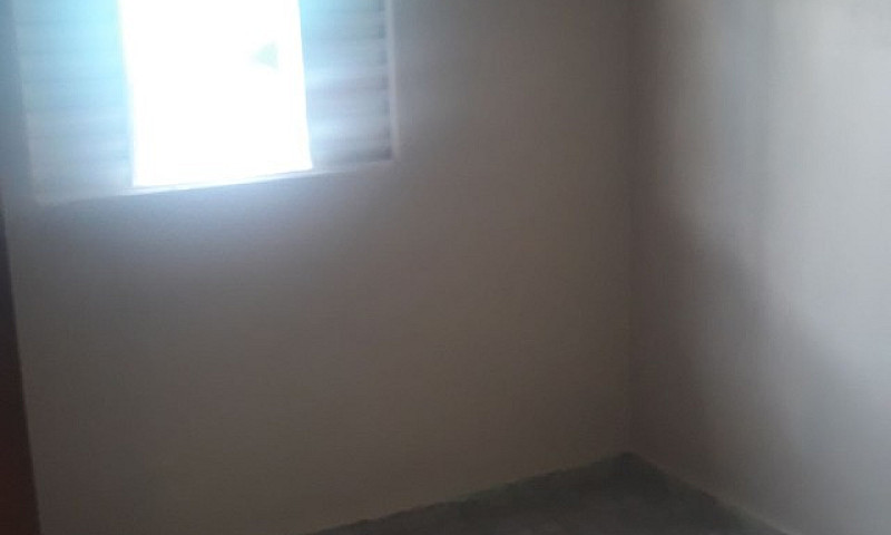 Alugo 3 Cômodos E Ba...