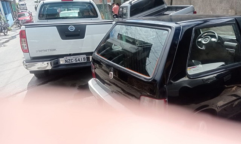 Vende Se Uno 2011...