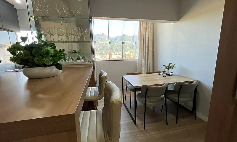 Apartamento Com Suít...