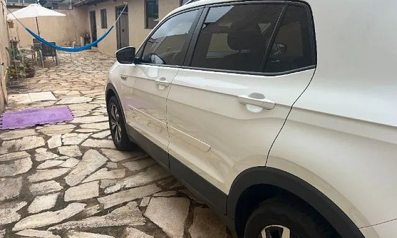 Volkswagen T-Cross S...