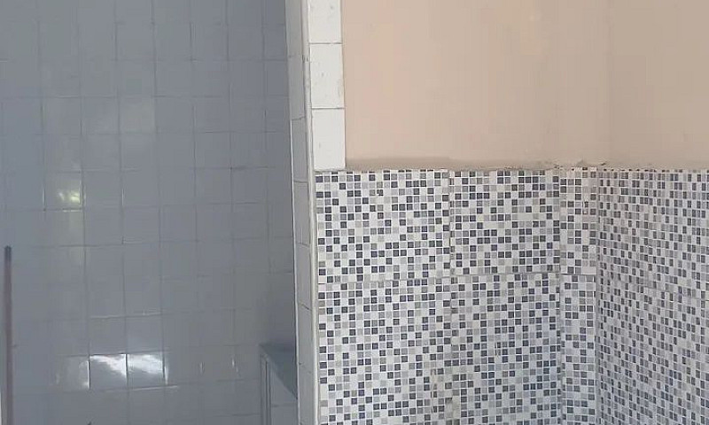 More Em Um Apartamen...