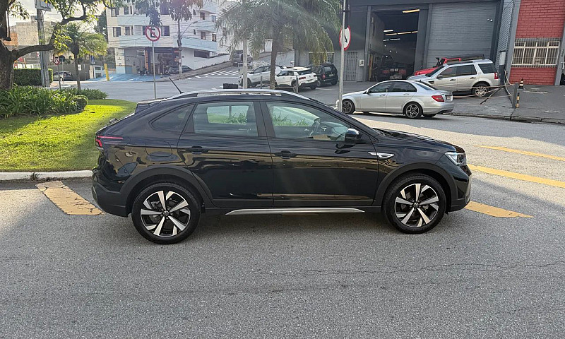 Volkswagen Virtus Hi...