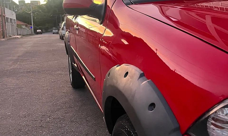 Fiat Strada Trekking...