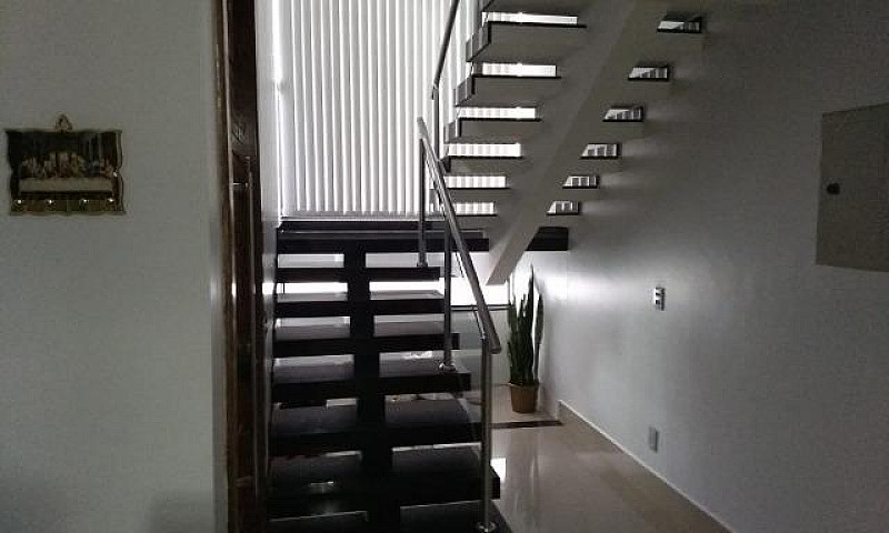 Ótima Casa, Condomin...