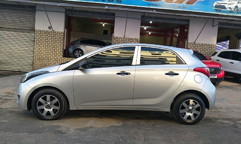 Hyundai - Hb20 - Com...