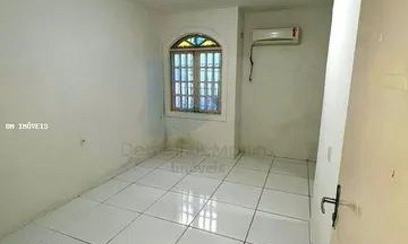 Casa Para Locação Em...