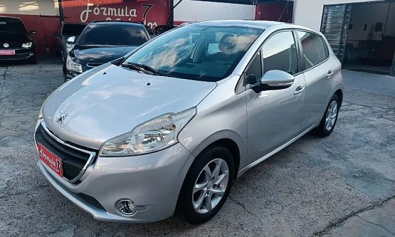 Peugeot 208 Allure 1...