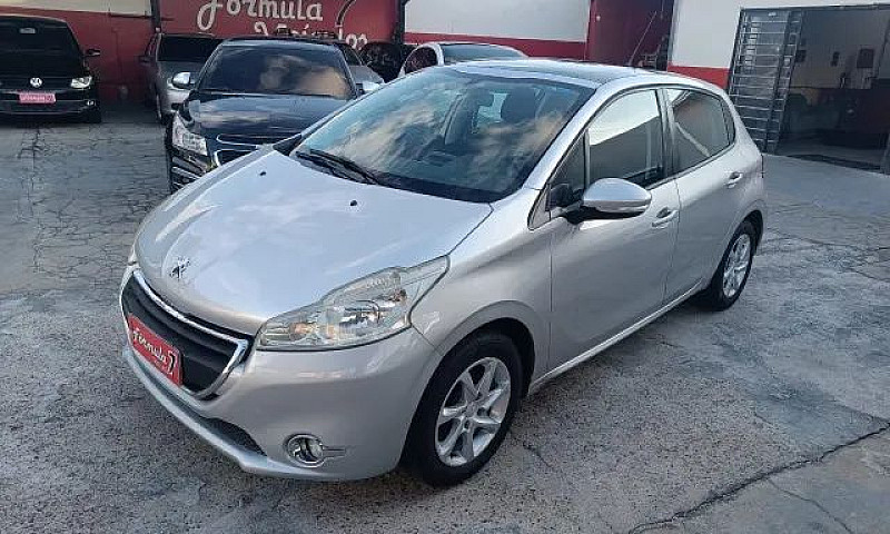 Peugeot 208 Allure 1...