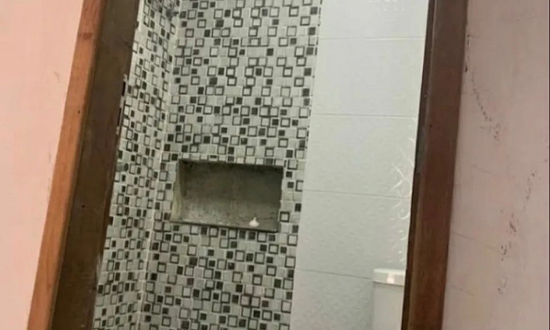 Vendo Uma Linda Casa...