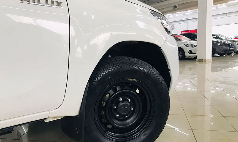 Toyota Hilux Cd 4X4 ...