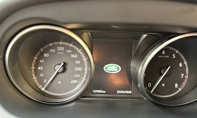 Land Rover Discovery...